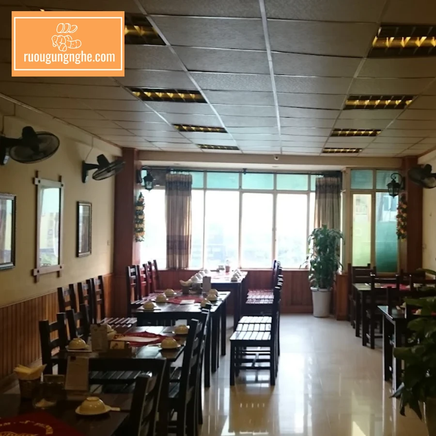 Khám phá không gian quán bia tiệp Xã Đàn